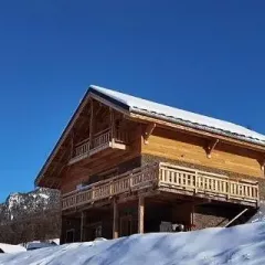 chalet en bloc coffrant isolant